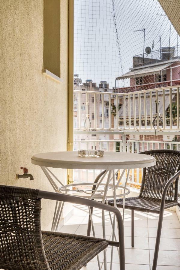 Classy 2 Bedroom Apartment Near Acropolis & Metro Athens Ngoại thất bức ảnh