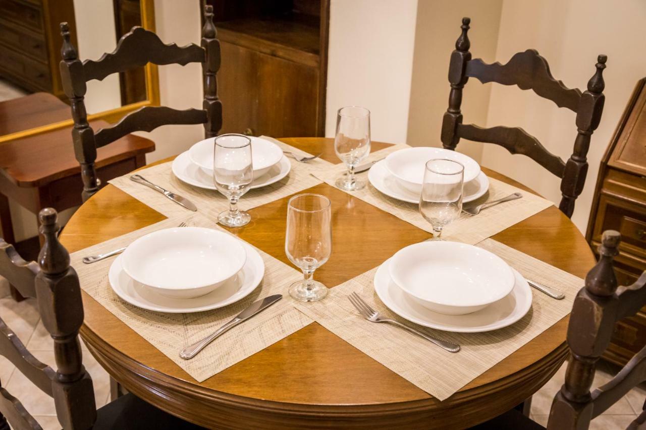 Classy 2 Bedroom Apartment Near Acropolis & Metro Athens Ngoại thất bức ảnh